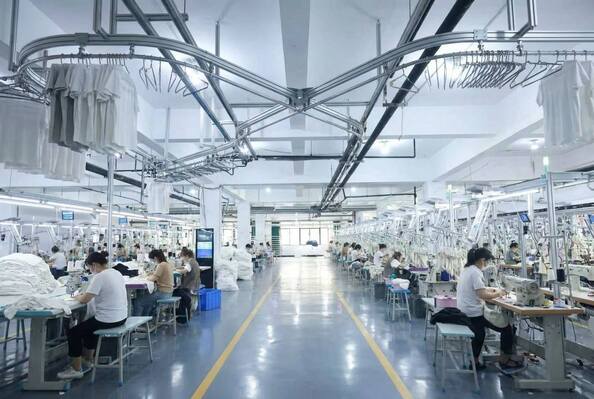 Guangzhou Odin Apparel Co., Ltd.， lini produksi pabrikan